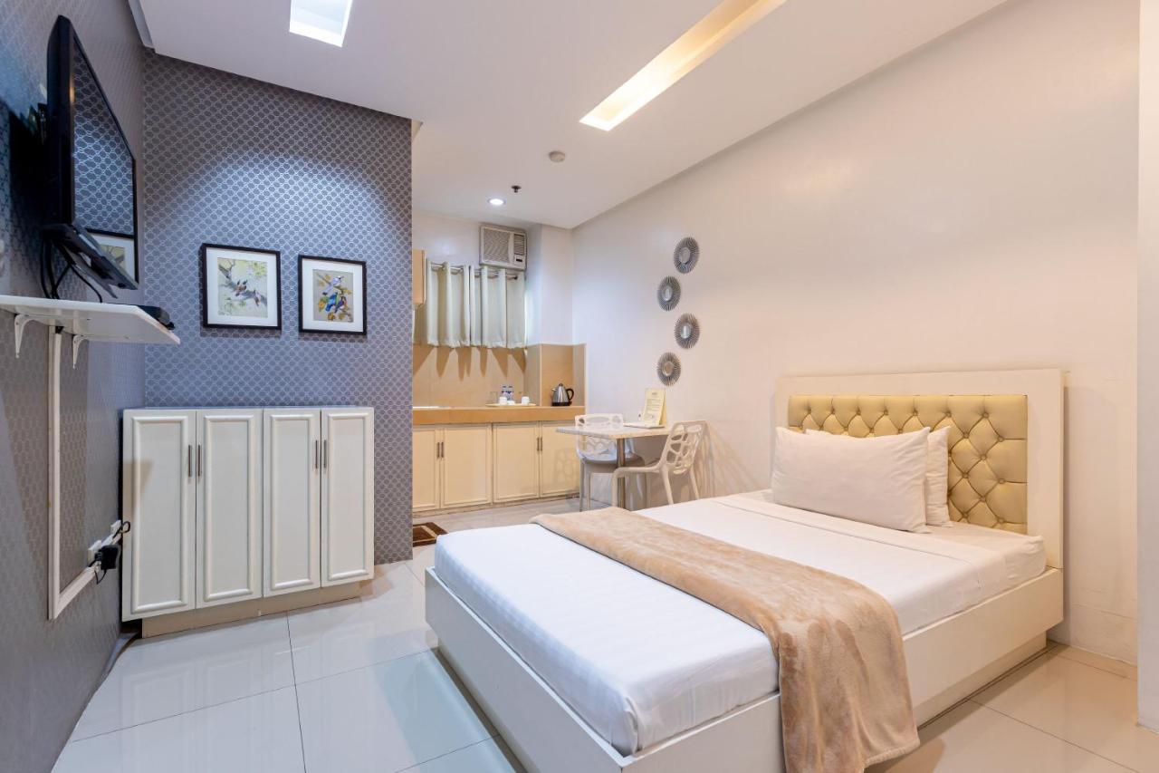 Baymont Suites & Residences Paranaque City Eksteriør billede